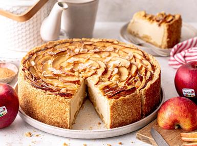 Käsekuchen mit Südtiroler Äpfeln und Marzipan