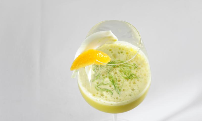 Apple-fennel drink