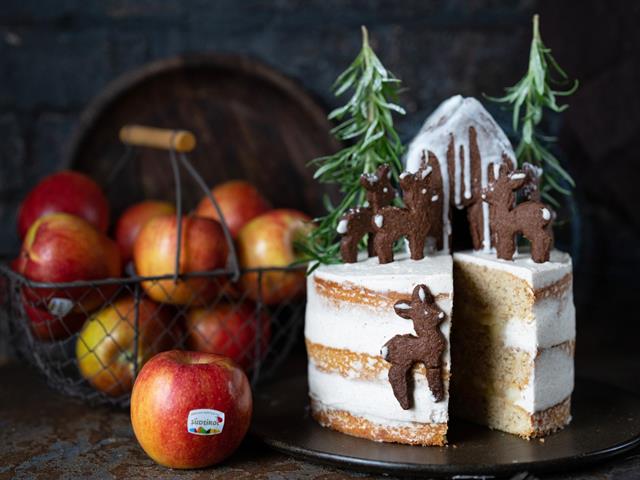 Torta di mele invernale con crema alla cannella