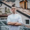 Matthias Lanz, chef altoatesino e parte di Simply Guat, noto per i suoi piatti creativi.